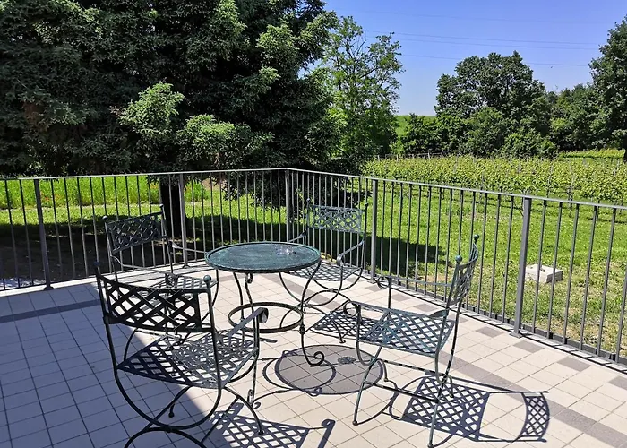 Ca' Restom Ρέτζιο Εμίλια